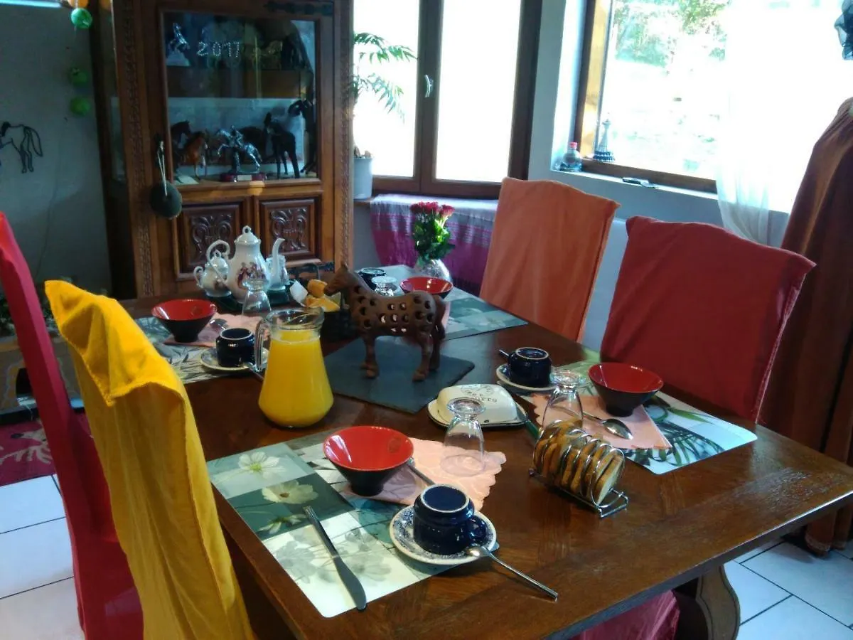 Halte Equine Apartment Plemet 0*,  France
